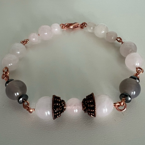 “New” Rosy Gemstone Bracelet - Picture 2 of 4